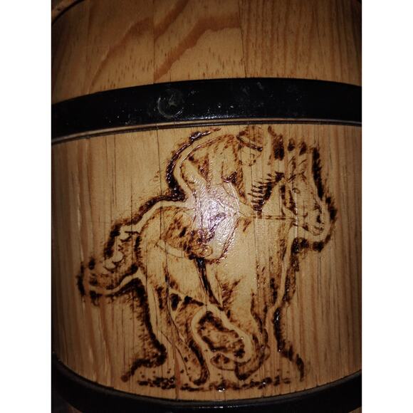 Hand Made wooden barrel piggy bankwood-burned or engraved Hourse design - Picture 6 of 10